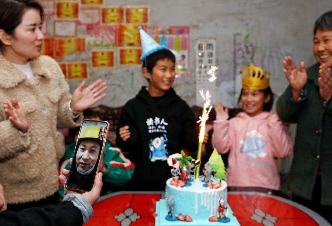 6万骑手，来自同一个县城