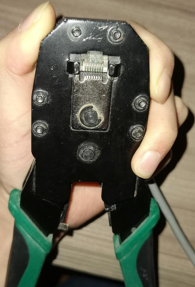 细线径的网线怎么做水晶头,怎么做网线头又快又好