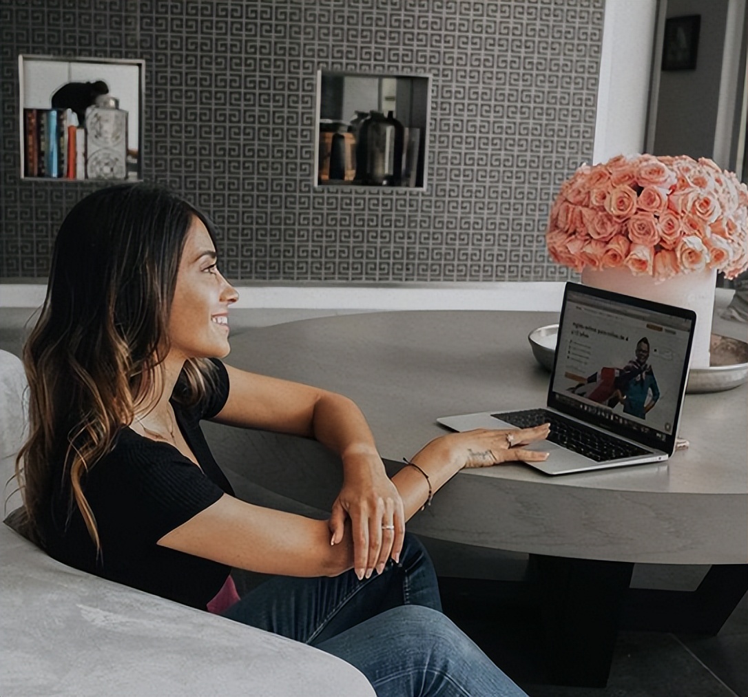 阿根廷夺冠后梅西和姆巴佩,c罗支持阿根廷夺冠姆巴佩