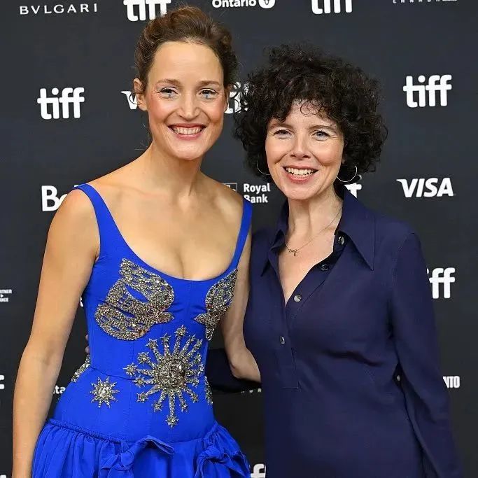 让我们从“茜茜公主”开始，聊聊内衣这件事儿