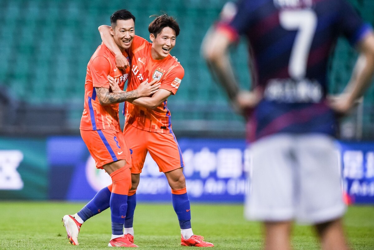 中超恒大郑智韦世豪,中超恒大郜林