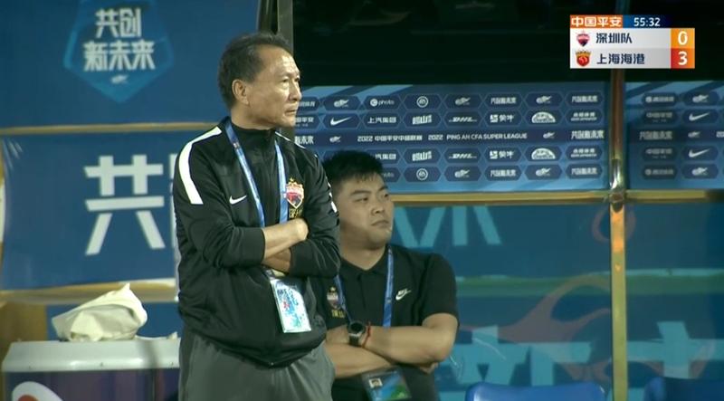 上港武磊中超100球现场,上港外援踢球视频