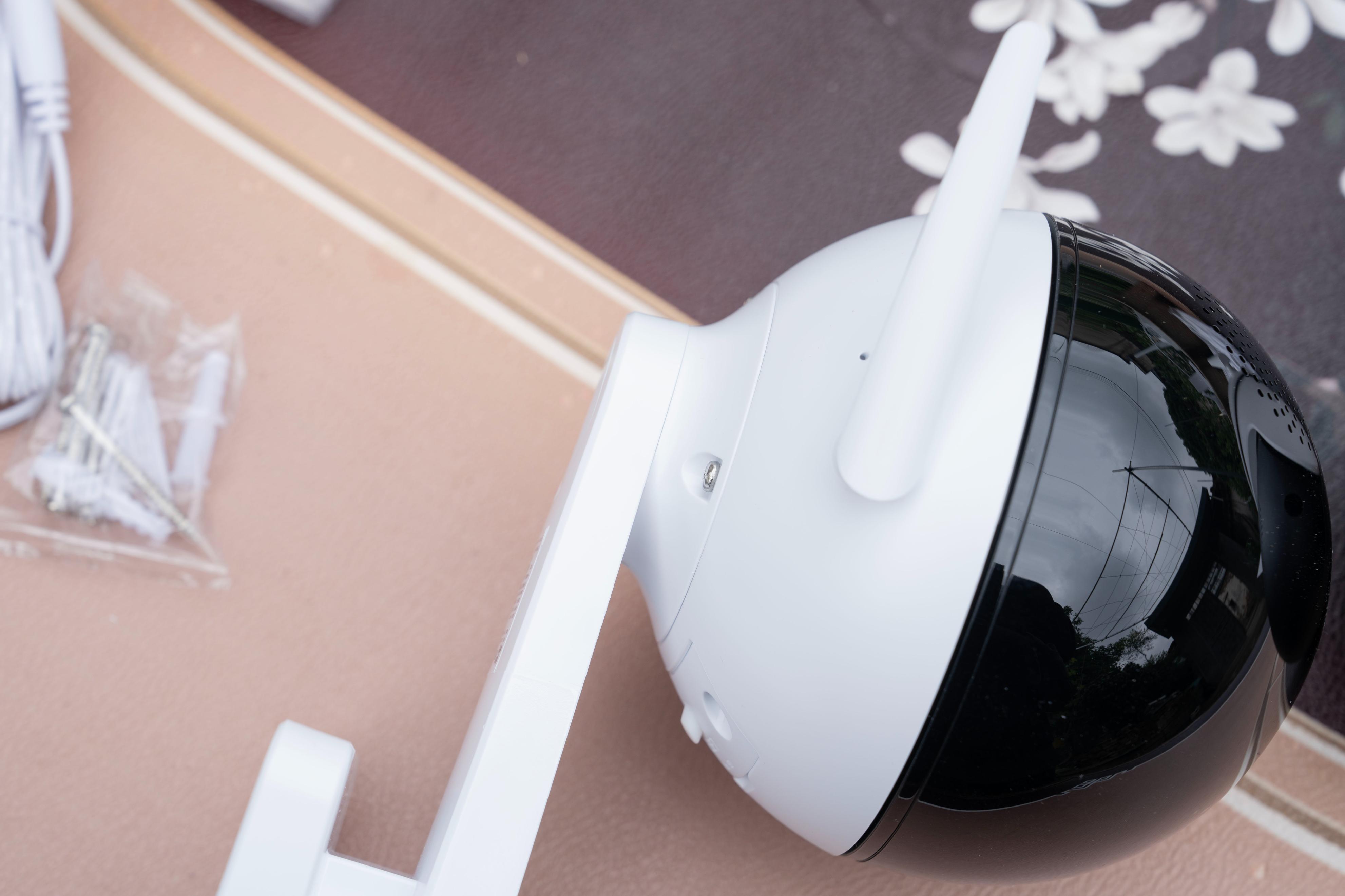 不在家怎么装监控,家里室外装监控怎么操作