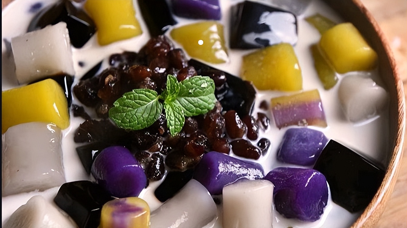 致富经灵芝种植技术视频,仙草种植利润多少钱一亩