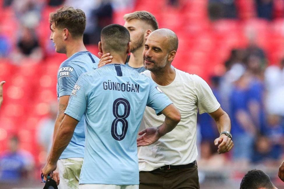 瓜迪奥拉欧冠之路,欧冠次回合慌乱的瓜迪奥拉