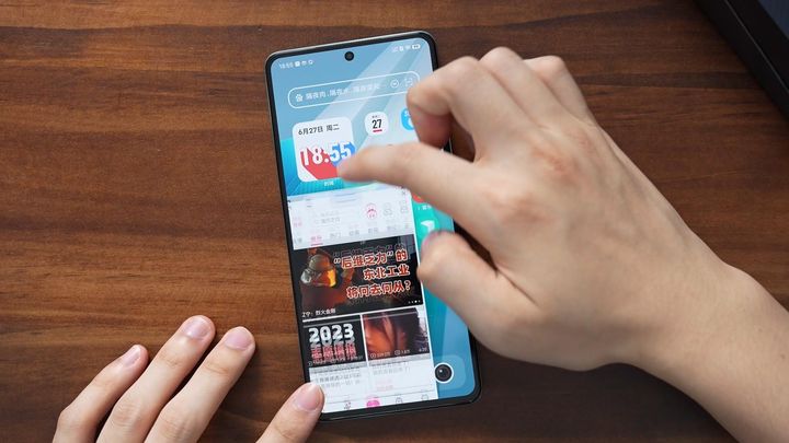 iqooneo8除了主摄另外两个是什么,iqooneo8的缺点和不足