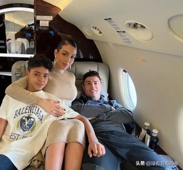 金球奖与世界足球先生,历年金球奖对比世界足球先生