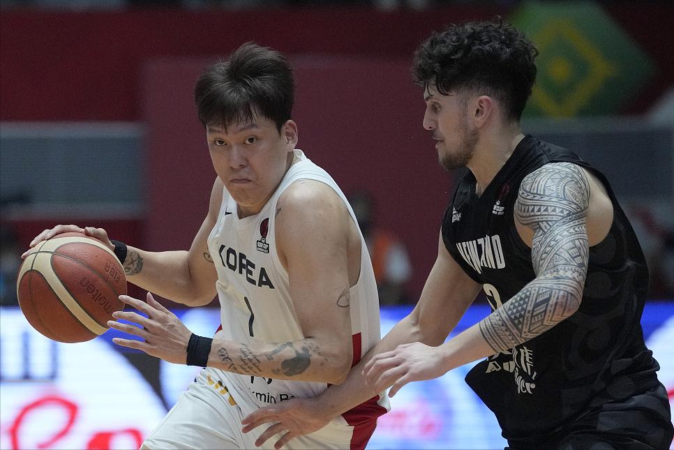 卡梅隆约翰逊29分,卡梅隆本赛季得分最多的一场比赛