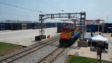 1-5月，全市汽车出口增长175%！