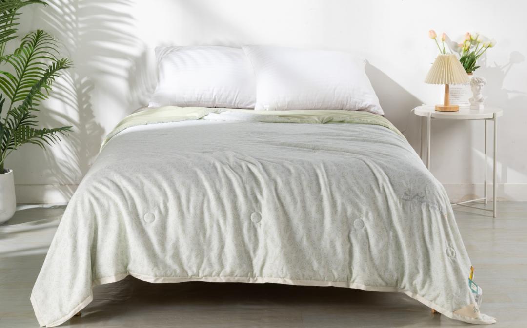 聚酯纤维和100%聚酯纤维区别,衣服100%聚酯纤维和90%聚酯纤维