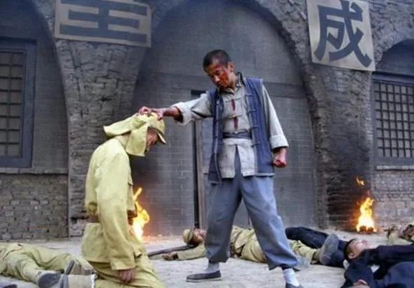 为什么没人喷抗日神剧燕双鹰,为什么抗日神剧燕双鹰不反感