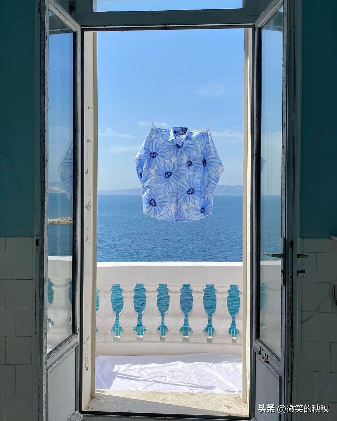 夏天想要衬衫穿的显高又高级,这个夏天穿蓝色衬衫更时髦