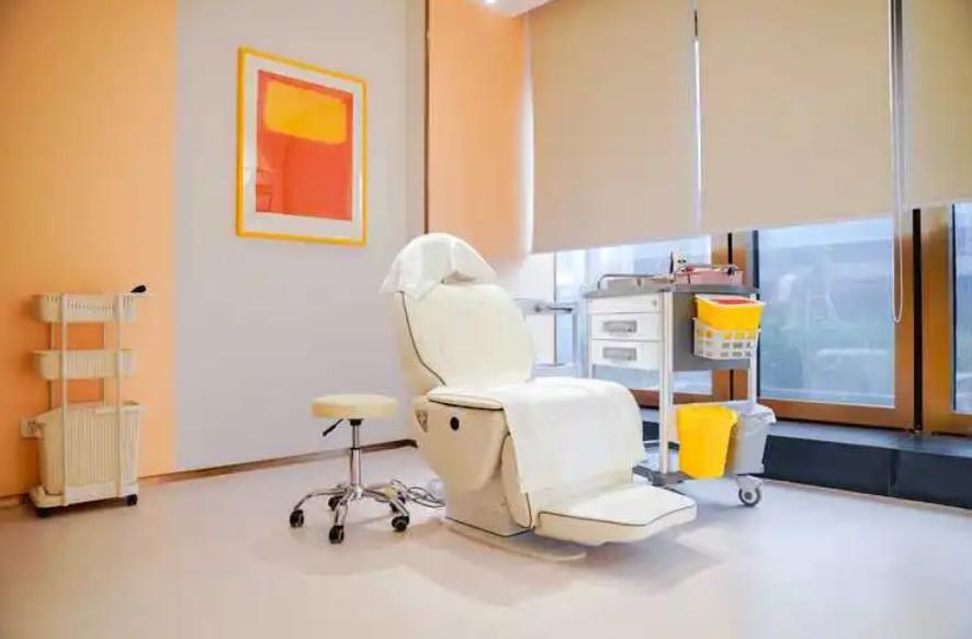 做了皮肤外科手术不能吃什么,皮肤外科都有哪些手术