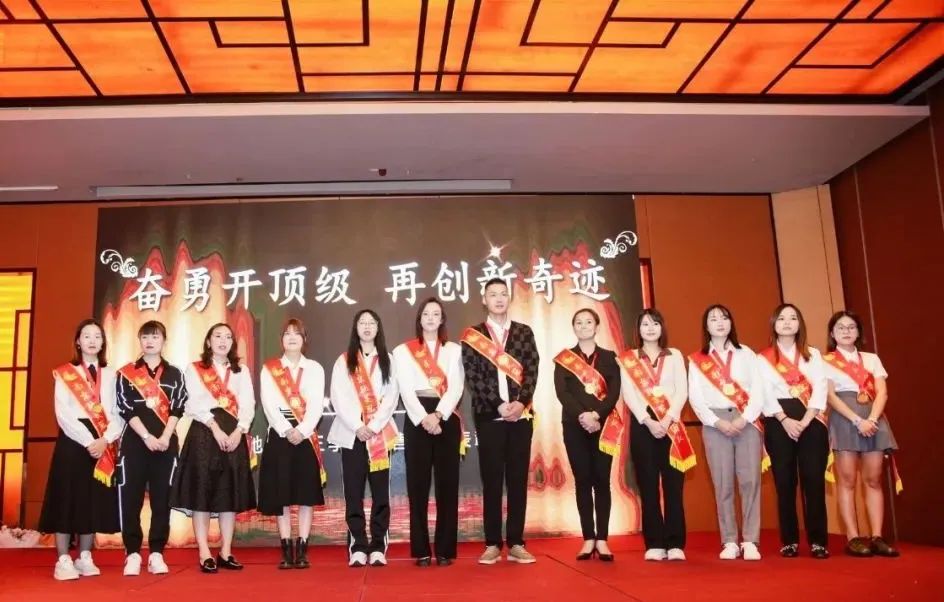 马耐卡进口一代,马耐卡品牌