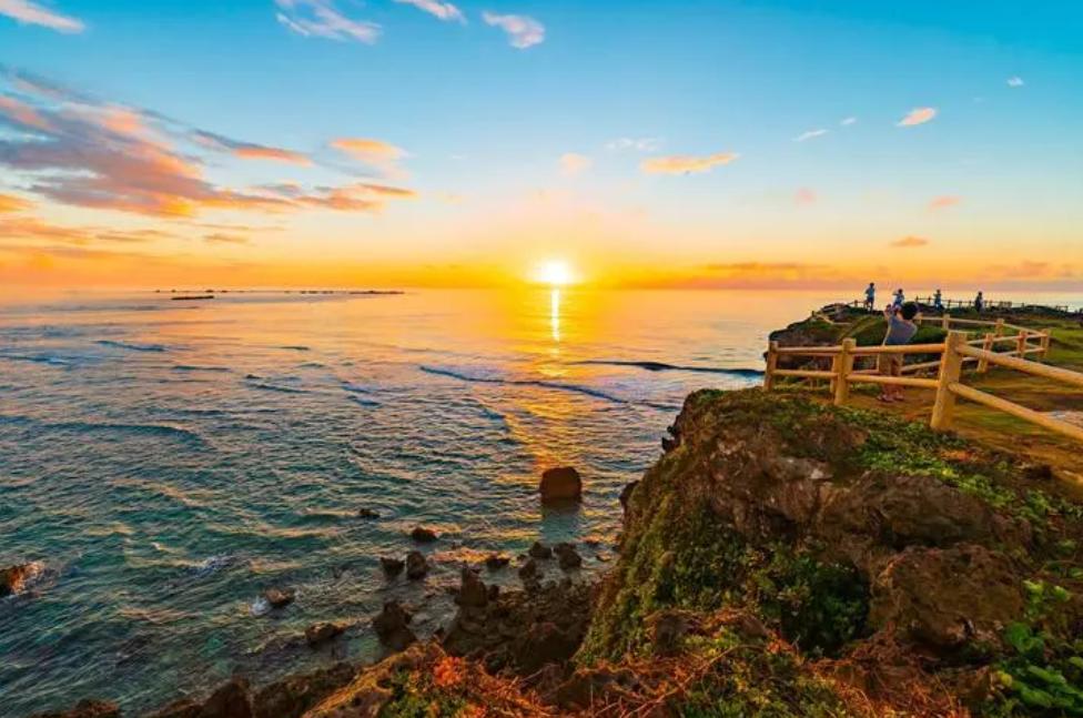 7月10日上午新消息，台海局势变化：中方宣布对日本“全面禁令”