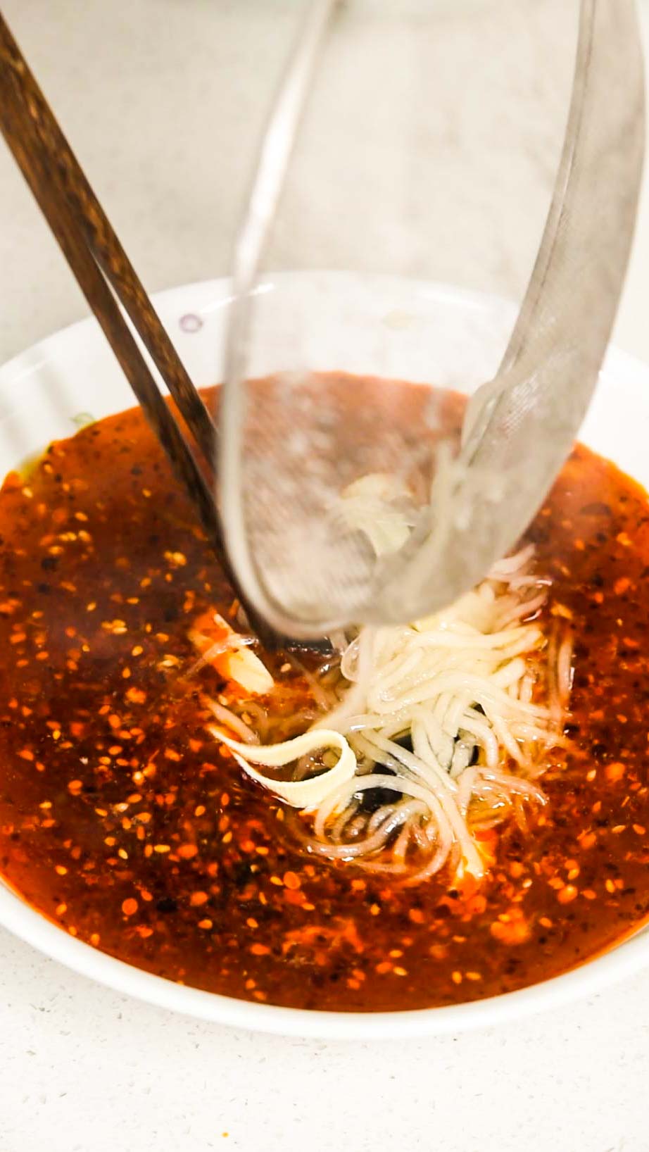 师傅教你这样做麻辣烫,怎么自己在家做麻辣烫吃