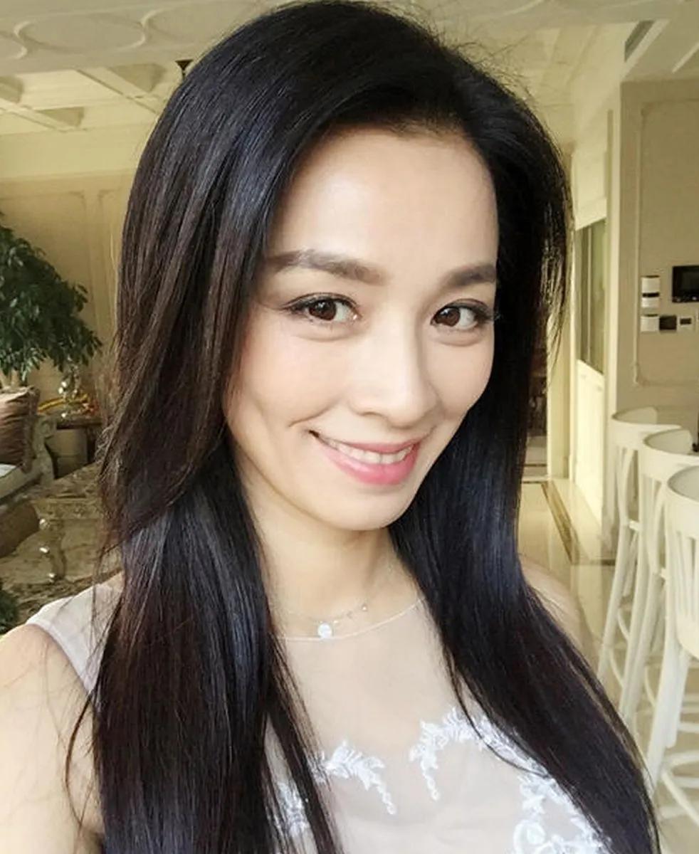 张庭家照片,张庭豪宅浴缸