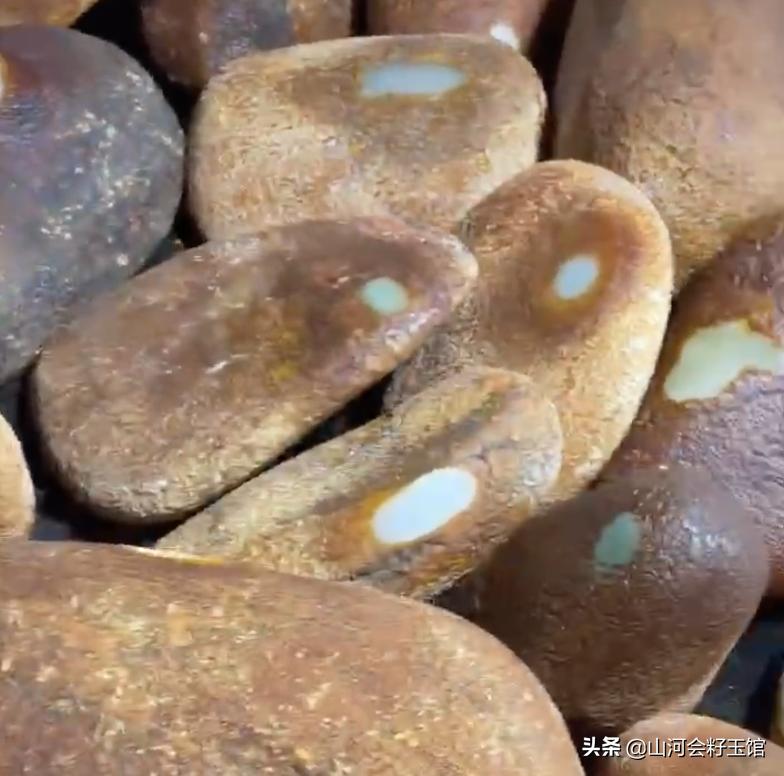 哪种玉石便宜不容易买到假货,地摊玉石为什么这么多假货