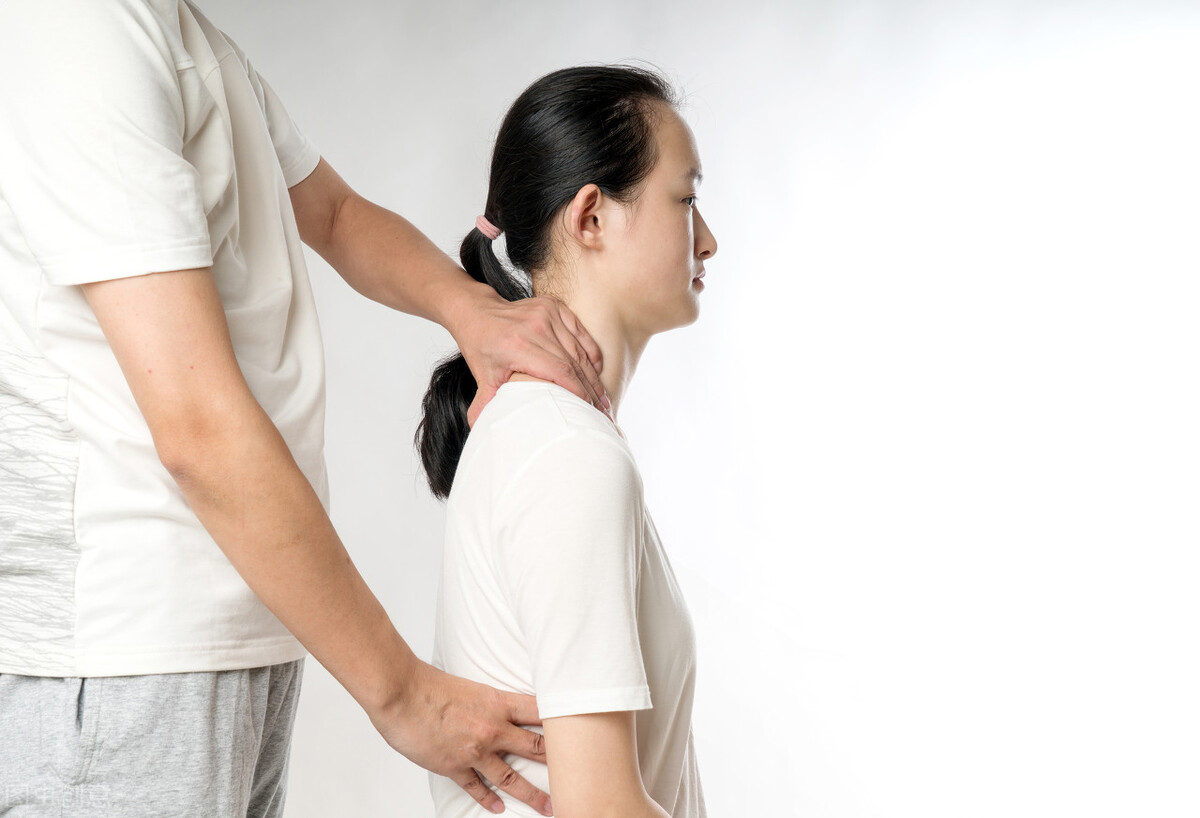 肩周炎偏方最好的治疗方法,小针刀治疗肩周炎疗效如何