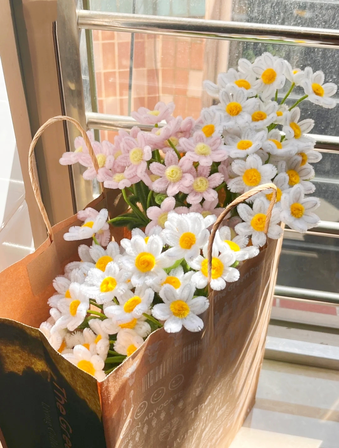 扭扭棒做什么适合摆摊,扭扭棒手工制作容易赚钱吗