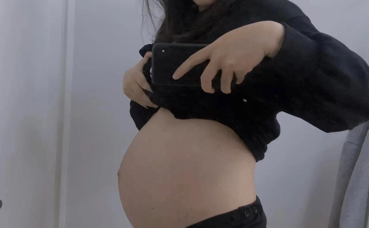 怀孕三个月肚脐下方凸起是什么,肚脐周围凸起是怀孕和胖区别