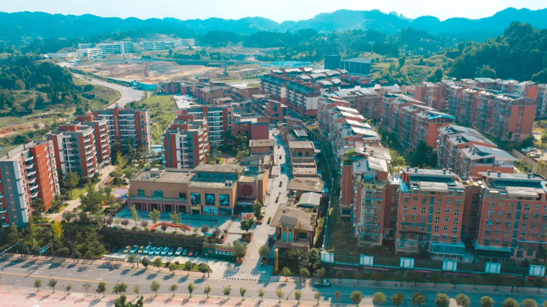 内江市足球场地,内江绿茵青训