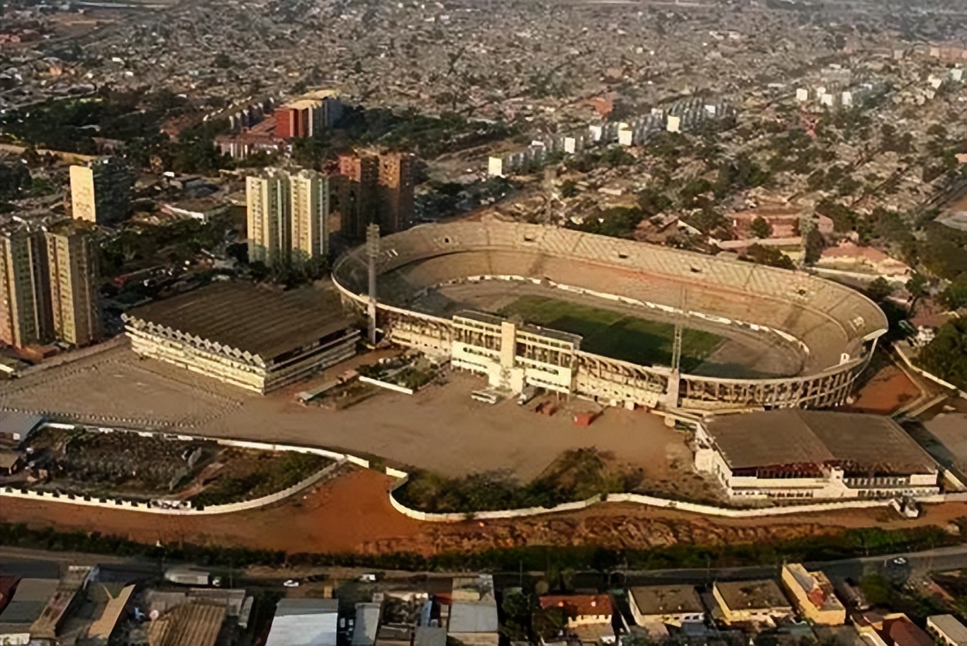 为什么从安哥拉进口石油,中国购买安哥拉石油