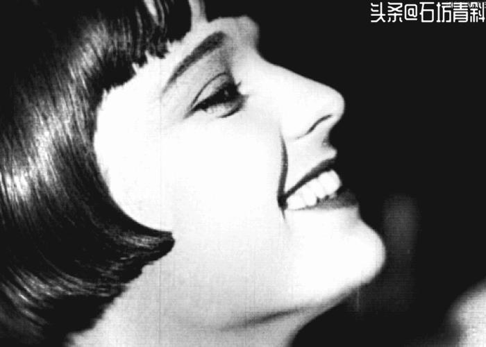 23岁被好莱坞封杀，拒绝减薪，性取向遭质疑，晚年出书揭黑幕