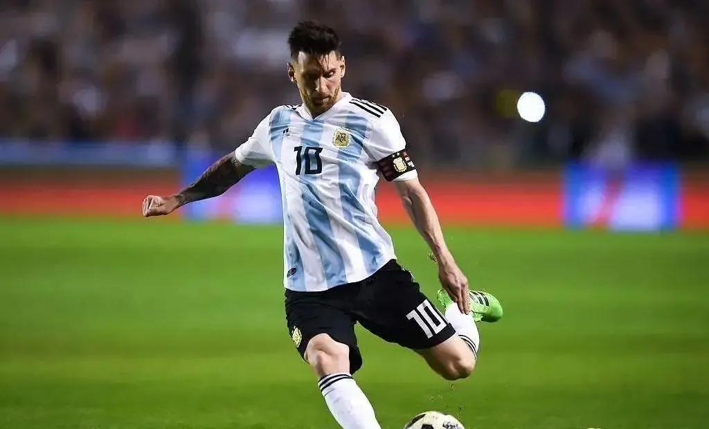 世界杯决赛后的经典一幕,世界杯决赛后的歌曲