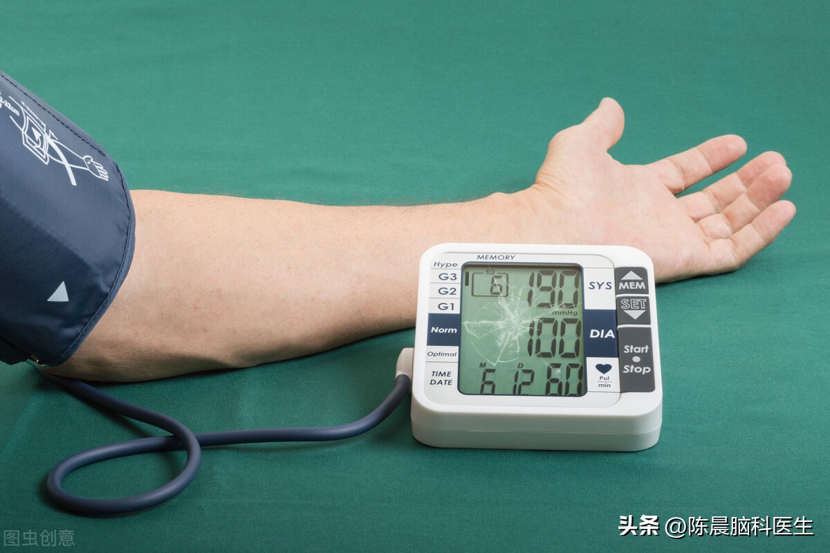 右手血压160左手130是高血压吗,130血压算高血压吗