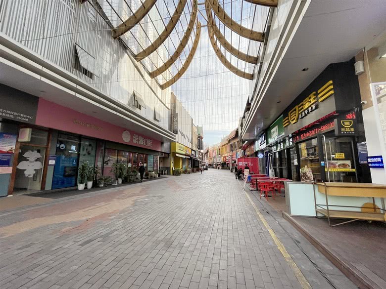 鍗楀畞鍑犵櫨鍧楅挶閾洪潰,鍗楀畞澶╀环鍟嗛摵