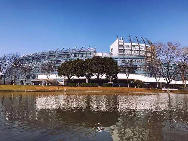 最难考的上海十大高校,上海2021年高校录取排名