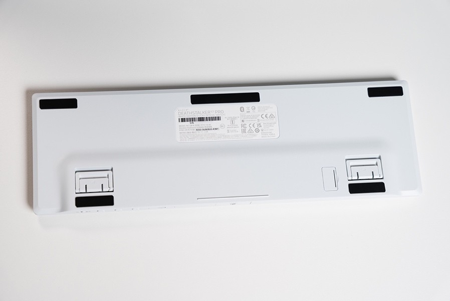 雷蛇噬魂金蝎v2无线版测评,雷蛇噬魂金蝎V2无线版