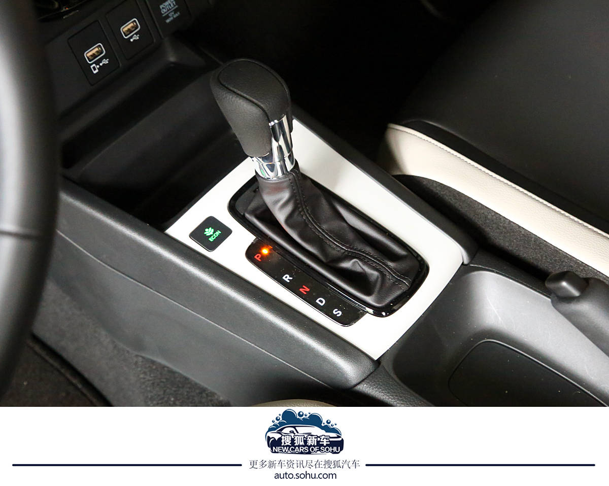 燃油车小车车,高性能燃油车的倔强试驾体验