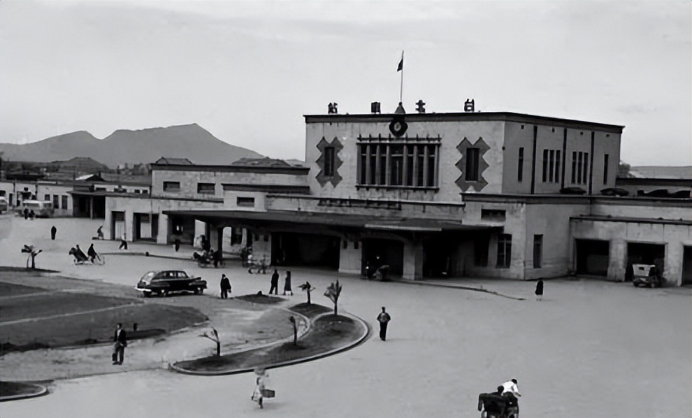 老照片：1950年“*攻反**大陆”口号下的台湾军民风土人情