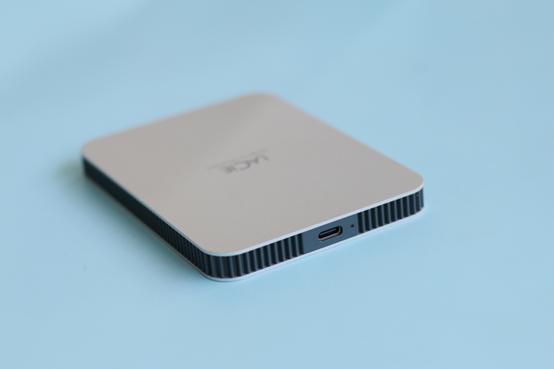 雷孜LaCie新棱镜测评：有颜速度快安全，告别十年前视频被删悲剧