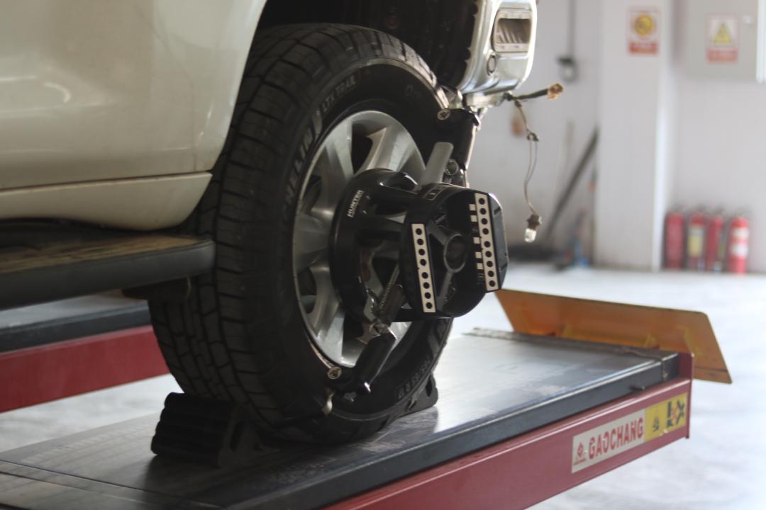 丰田霸道彻底大翻修视频,丰田霸道全车整备翻新费用