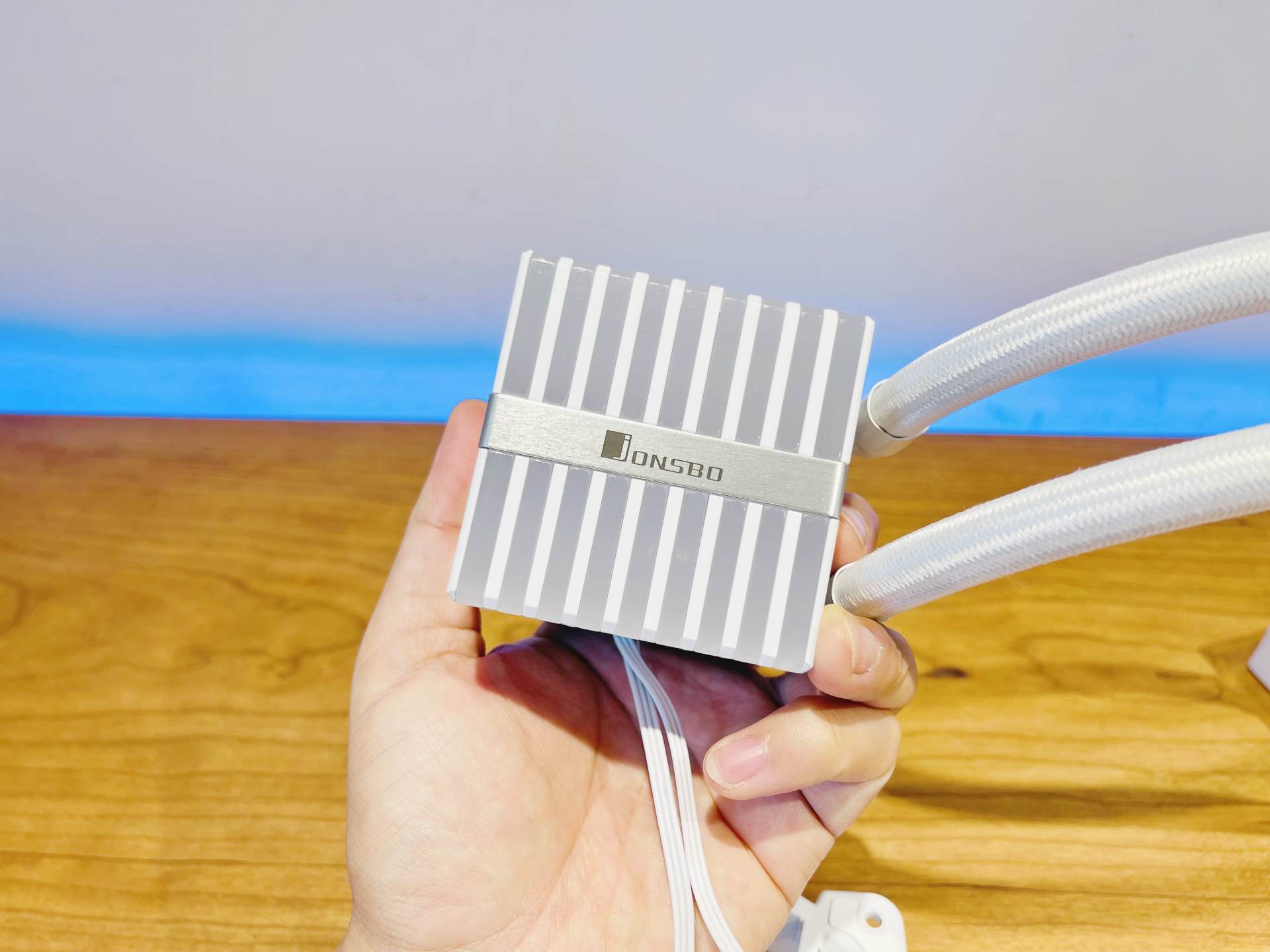 从零开始组装一台游戏主机,2500元如何组装一台全新游戏主机