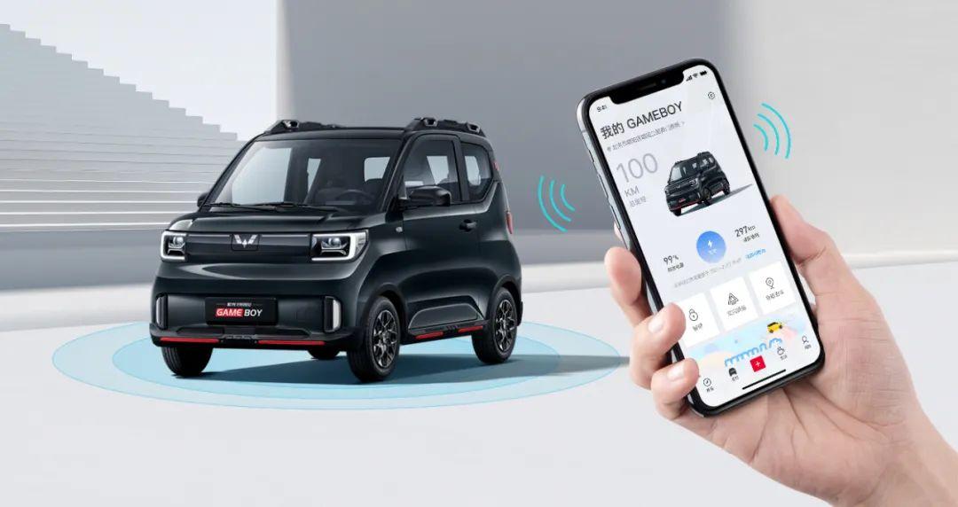 五菱宏光miniev三元锂的哪个好,五菱宏光minievgameboy版实车