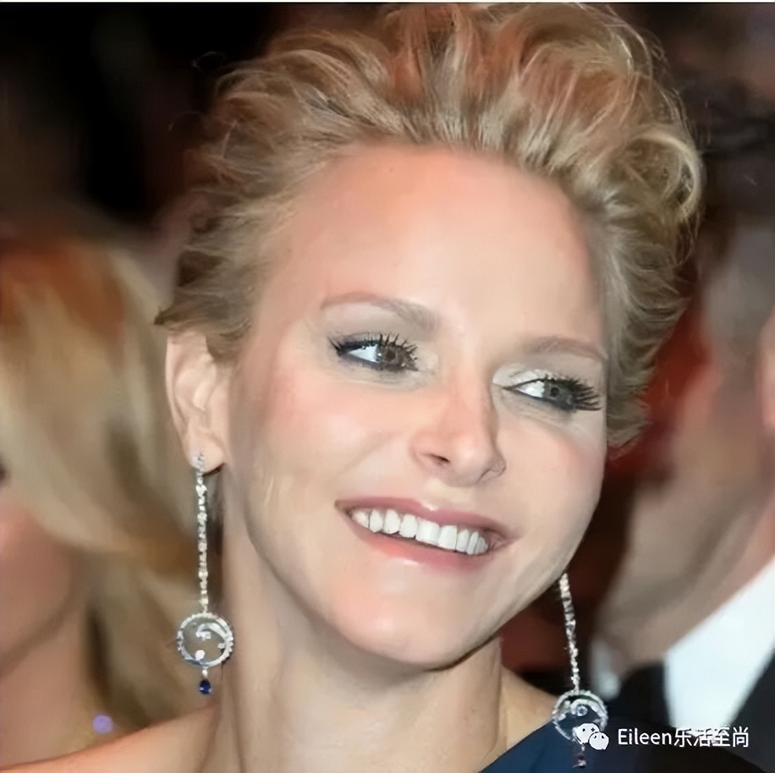 收钱才不离？70亿豪门夫妇为什么难破婚变传言？