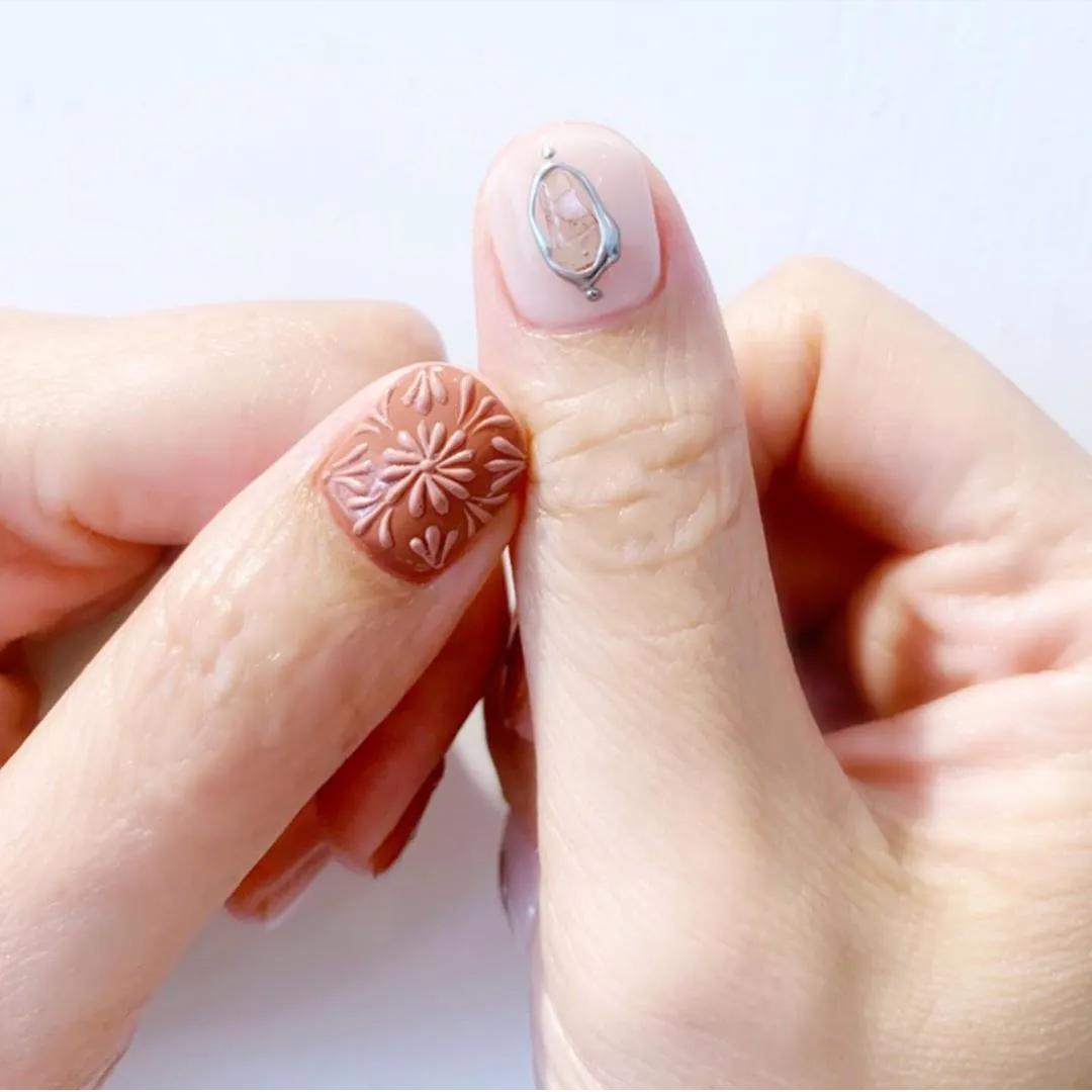 美甲控必看！做光疗指甲必知的事