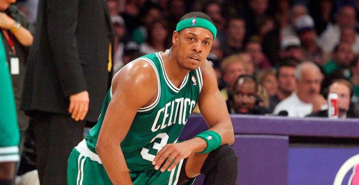 皮尔斯被捅11刀背后的故事,皮尔斯为啥被捅了11刀