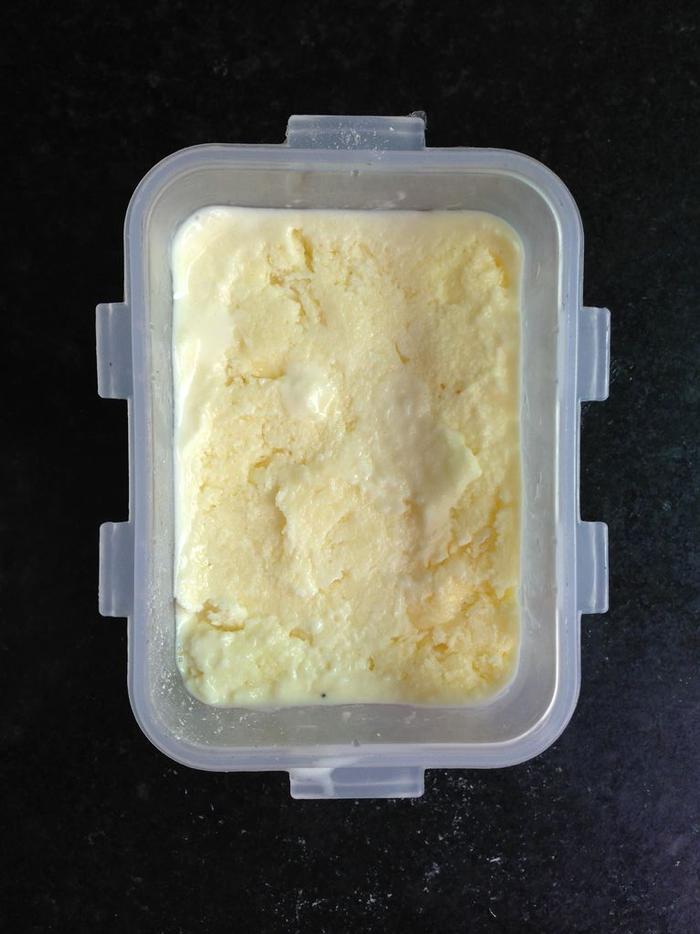 奶油冰淇淋家庭做法,自制薄荷冰淇淋