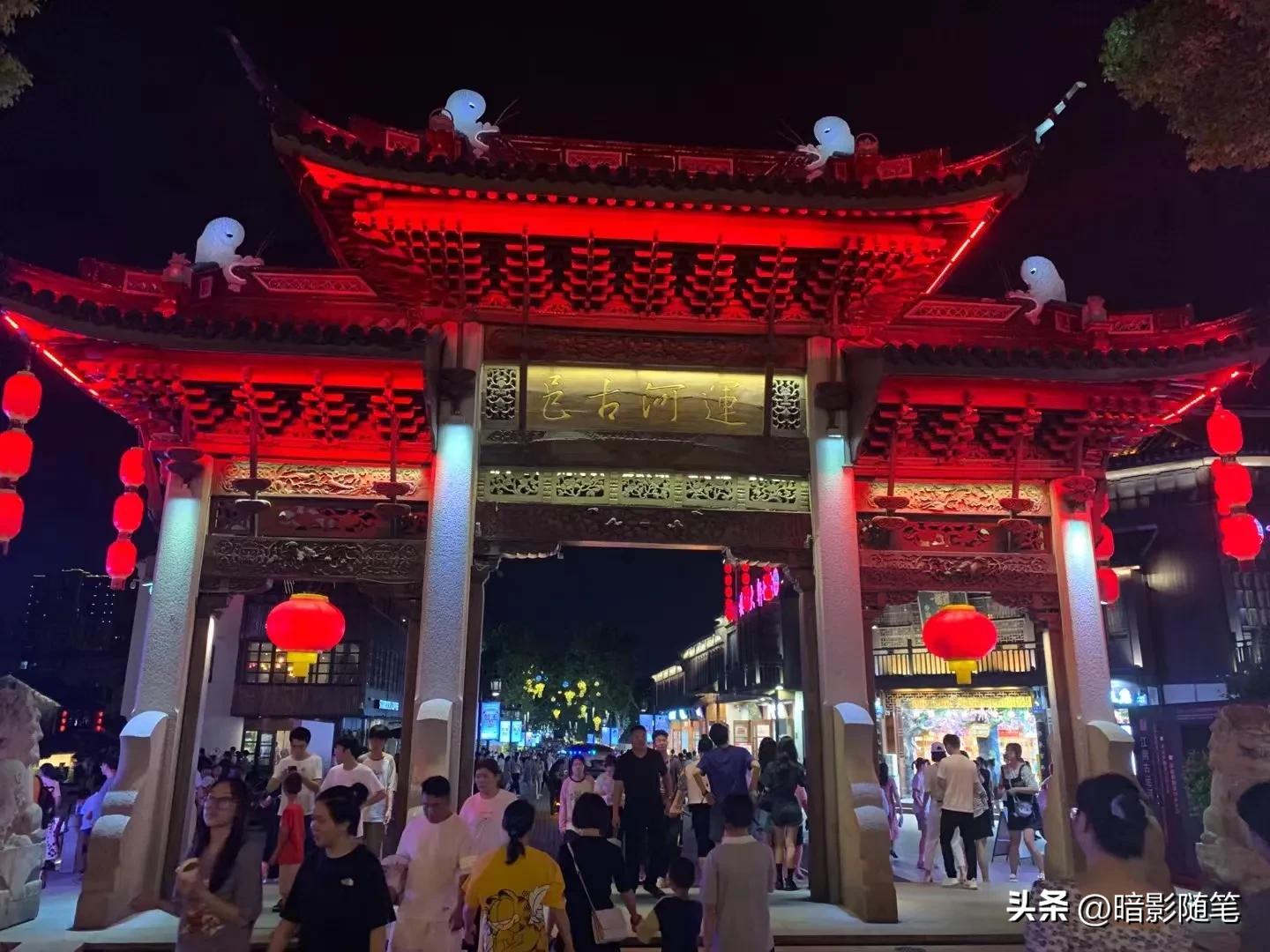 银行出的各种奇葩事到底该谁管,银行奇葩事