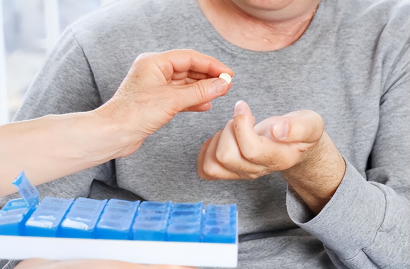 60岁还想过夫妻生活，可以吃他达拉非吗？怎样能保证效果和安全？