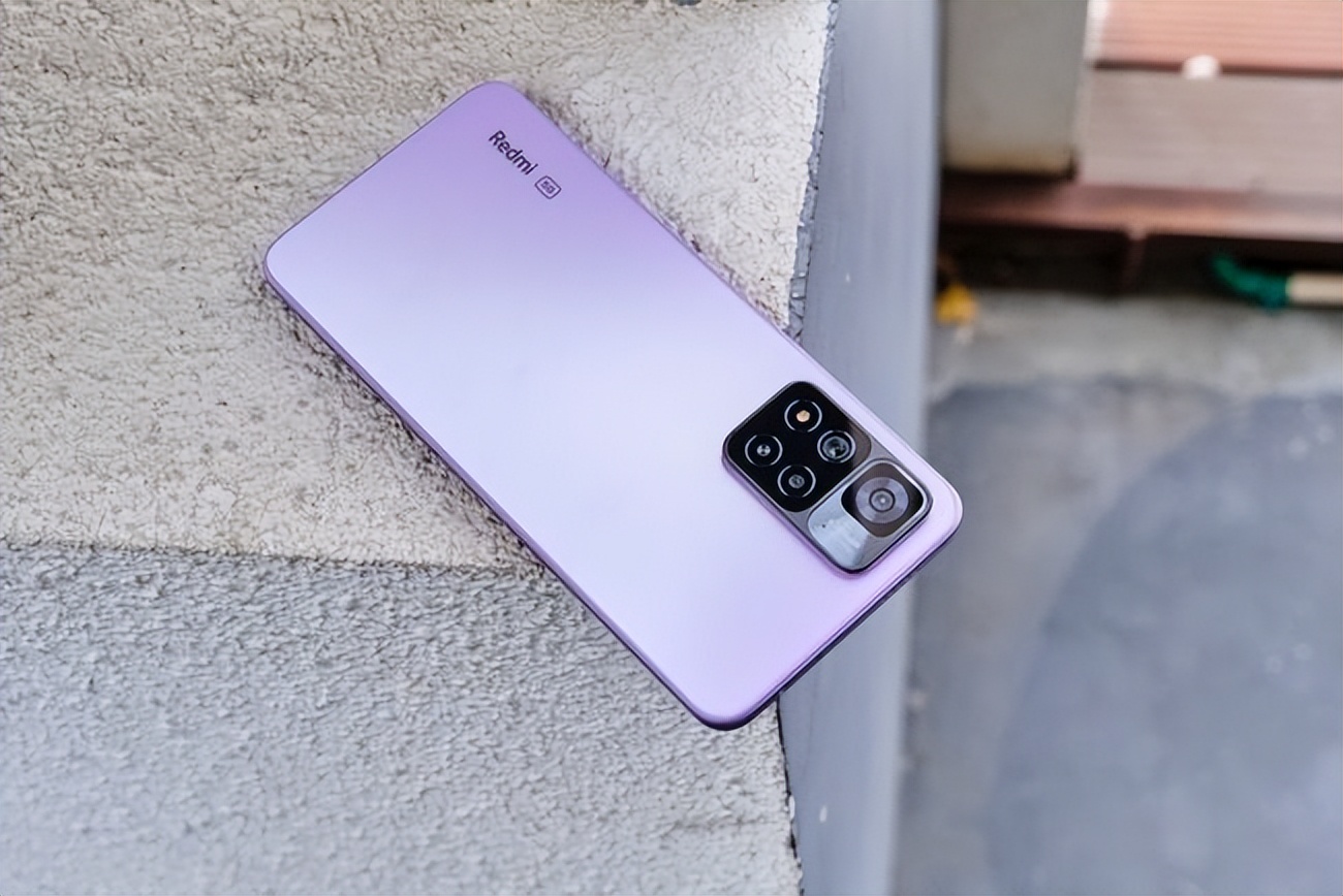 最新款千元手机哪个值得入手,现在千元手机最值得买的是哪一款