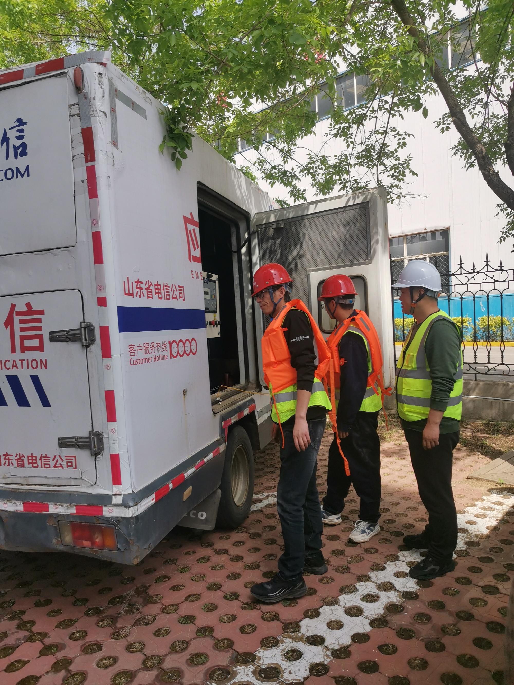 抗击台风保供电,抗击台风抢修城市供电