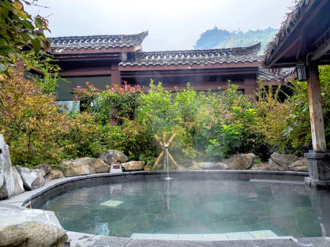 金佛山玩雪自驾攻略,去金佛山看雪怎么玩