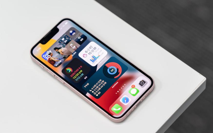 iPhone13陷“粉屏门”,苹果13pro翻车几率大吗