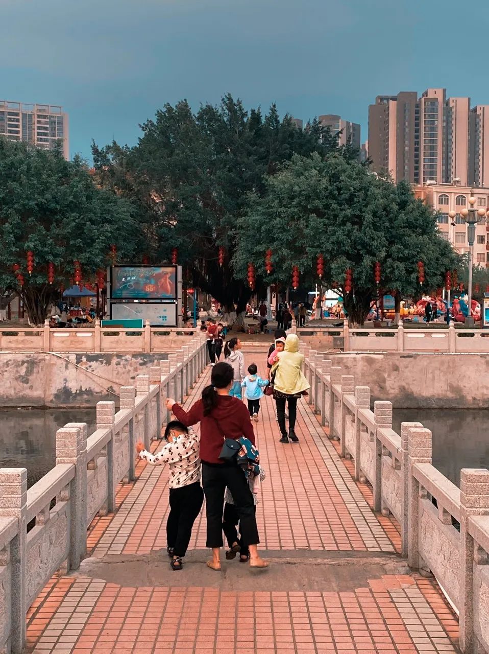 美食之都潮汕,广东茂名的特色美食水果